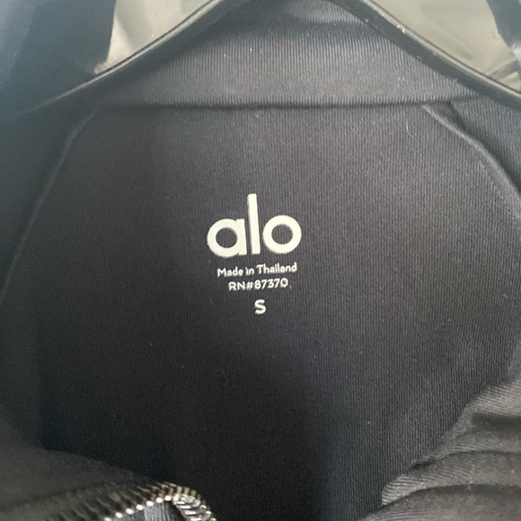 Alo Black Jacket like new, sheer black stripe down sleeves - Picture 4 of 5